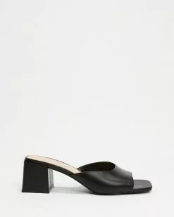 SPURR True Heels Black Smooth