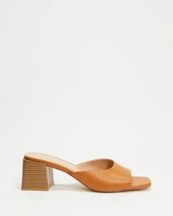 SPURR True Heels Tan Smooth