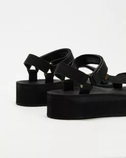 Teva Flatform Universal Up Leather - Women's Black -Sandals Sales Shop http3A2F2Fstatic.theiconic.com .au2Fp2Fteva 6479 8894421 3