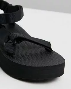 Teva Flatform Universal - Women's Black -Sandals Sales Shop http3A2F2Fstatic.theiconic.com .au2Fp2Fteva 8792 753466 5