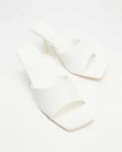 Therapy Dionne White -Sandals Sales Shop http3A2F2Fstatic.theiconic.com .au2Fp2Ftherapy 4882 7845931 2