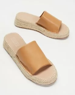 Therapy Boca Tan PU -Sandals Sales Shop http3A2F2Fstatic.theiconic.com .au2Fp2Ftherapy 8116 2433131 3