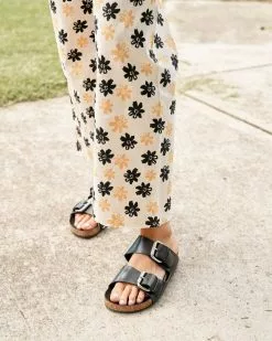 Urge Tayla Black -Sandals Sales Shop http3A2F2Fstatic.theiconic.com .au2Fp2Furge 1896 2418341 5