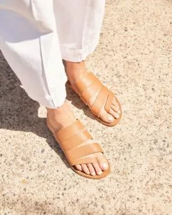 Urge Nika Cognac Milled -Sandals Sales Shop http3A2F2Fstatic.theiconic.com .au2Fp2Furge 1901 1518341 5