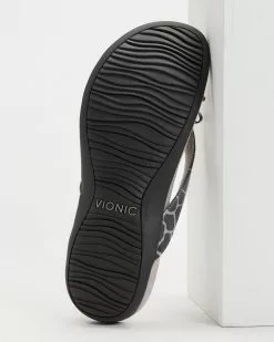 Vionic Bella Toe Post Sandals Giraffe Dark Shadow -Sandals Sales Shop http3A2F2Fstatic.theiconic.com .au2Fp2Fvionic 9545 7695041 4