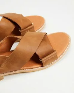 Walnut Melbourne Emelie Leather Sandals Tan -Sandals Sales Shop http3A2F2Fstatic.theiconic.com .au2Fp2Fwalnut melbourne 6402 6965821 4