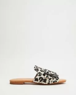 Walnut Melbourne Meadow Slides Ginger Leopard -Sandals Sales Shop http3A2F2Fstatic.theiconic.com .au2Fp2Fwalnut melbourne 9249 3865821 3