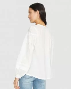 We Are Kindred Carla Embroidery Blouse IVORY -Sandals Sales Shop http3A2F2Fstatic.theiconic.com .au2Fp2Fwe are kindred 3097 4592641 3