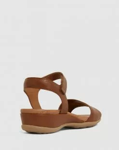 Wide Steps Camden MID BROWN GLOVE -Sandals Sales Shop http3A2F2Fstatic.theiconic.com .au2Fp2Fwide steps 7675 4891441 4
