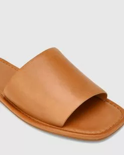 Wittner Barron Leather Flat Slides Tan -Sandals Sales Shop http3A2F2Fstatic.theiconic.com .au2Fp2Fwittner 4581 0840021 3