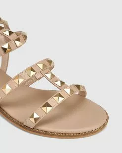 Wittner Tahara Leather Stud Sandals Beige -Sandals Sales Shop http3A2F2Fstatic.theiconic.com .au2Fp2Fwittner 5092 6353941 3