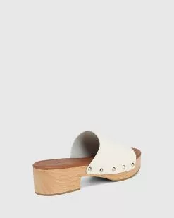 Wittner Xenia Leather Flatform Clogs White -Sandals Sales Shop http3A2F2Fstatic.theiconic.com .au2Fp2Fwittner 9600 8248941 4