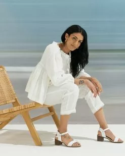 Zeroe Raegan Footbed Block Heel Sandals White -Sandals Sales Shop http3A2F2Fstatic.theiconic.com .au2Fp2Fzeroe 4506 2916511 5